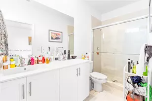 817 NE 211th St, Miami, FL 33179 - Photo 7