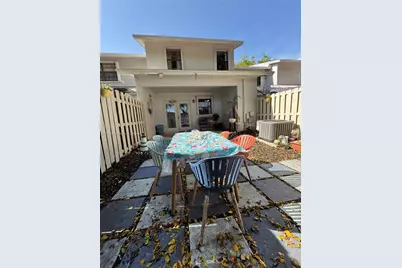 10428 NW 3rd St, Pembroke Pines, FL 33026 - Photo 13