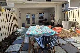 10428 NW 3rd St, Pembroke Pines, FL 33026 - Photo 13