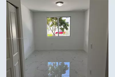 1010 SW 69th Ave #104, Miami, FL 33144 - Photo 11