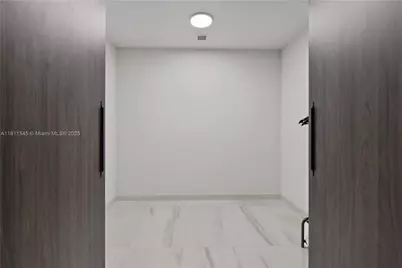 300 Biscayne Blvd Way #3104, Miami, FL 33131 - Photo 35