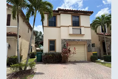 157 NE 37th Pl, Homestead, FL 33033 - Photo 1