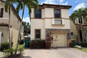157 NE 37th Pl, Homestead, FL 33033 - Photo 1