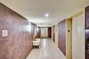 3625 N Country Club Dr, Aventura, FL 33180 - Photo 47