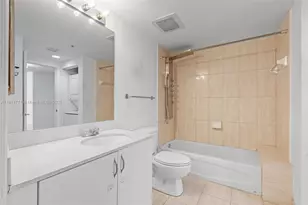 1750 N Bayshore Dr, Miami, FL 33132 - Photo 21