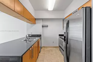 1750 N Bayshore Dr, Miami, FL 33132 - Photo 11