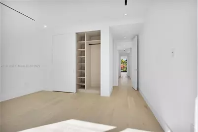 5630 Pine Tree Dr, Miami Beach, FL 33140 - Photo 63