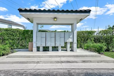 5440 NW 107th Ave #204, Doral, FL 33178 - Photo 3