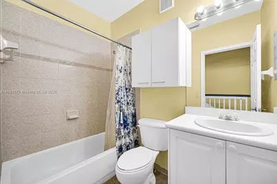 5440 NW 107th Ave #204, Doral, FL 33178 - Photo 39