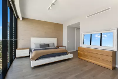 18555 Collins Ave #1703, Sunny Isles Beach, FL 33160 - Photo 15