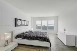 11111 Biscayne Blvd, Miami, FL 33181 - Photo 13