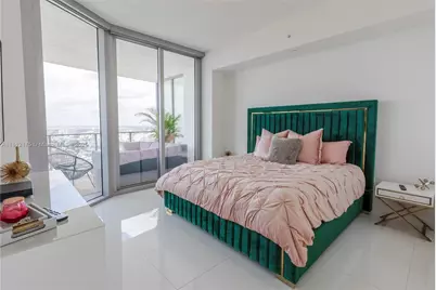 851 NE 1st Ave #4410, Miami, FL 33132 - Photo 9