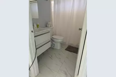 3297 W 70th St, Hialeah, FL 33018 - Photo 17