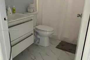 3297 W 70th St, Hialeah, FL 33018 - Photo 17