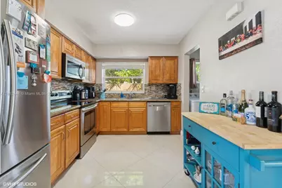 1831 SW 42nd Ter, Fort Lauderdale, FL 33317 - Photo 13