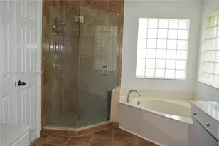 991 Crestview Cir, Weston, FL 33327 - Photo 31