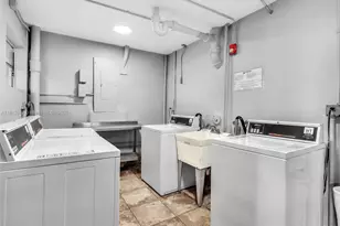 1770 NE 191st St, Miami, FL 33179 - Photo 31