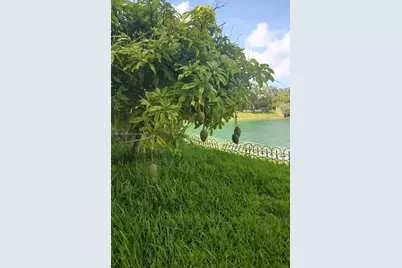 1057 NE 42nd Ave, Homestead, FL 33033 - Photo 13