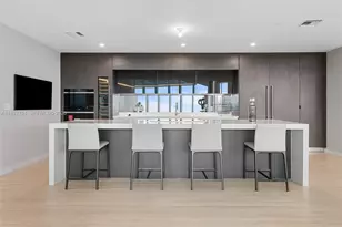 851 NE 1st Ave, Miami, FL 33132 - Photo 5