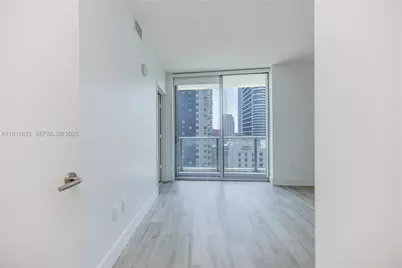 1100 S Miami Ave #1704, Miami, FL 33130 - Photo 11