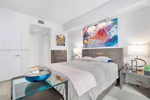 55 SW 9th St, Miami, FL 33130 - Photo 13