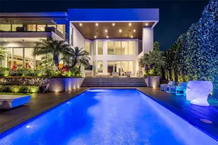 420 Island Dr, Key Biscayne, FL 33149 - Photo 1