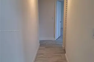 901 Hillcrest Dr, Hollywood, FL 33021 - Photo 11