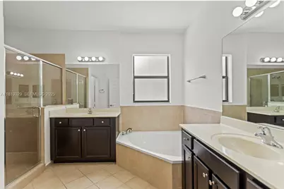 3502 W 86th Ter, Hialeah, FL 33018 - Photo 47