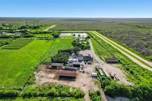 13101 SW 205th Ave, Miami, FL 33196 - Photo 9