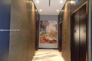 45 SW 9th St, Miami, FL 33130 - Photo 29