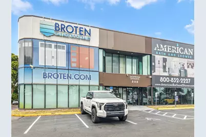 820 SW 12th Ave #7B, Pompano Beach, FL 33069 - Photo 1