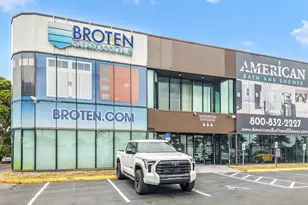 820 SW 12th Ave, Pompano Beach, FL 33069 - Photo 1