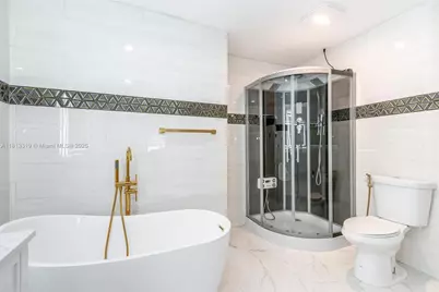 9234 Wedgewood Ln #D7, Tamarac, FL 33321 - Photo 13