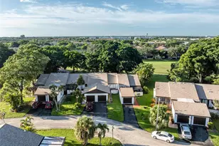 9234 Wedgewood Ln, Tamarac, FL 33321 - Photo 33
