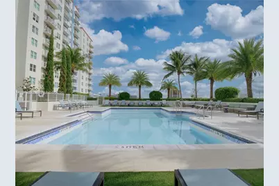3000 Coral Way #815, Miami, FL 33145 - Photo 33