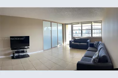 251 174th St #2211, Sunny Isles Beach, FL 33160 - Photo 5