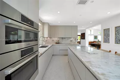 6320 Dolphin Dr, Coral Gables, FL 33158 - Photo 19