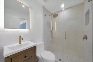 6320 Dolphin Dr, Coral Gables, FL 33158 - Photo 37