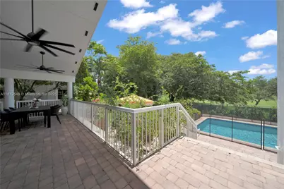 6320 Dolphin Dr, Coral Gables, FL 33158 - Photo 65