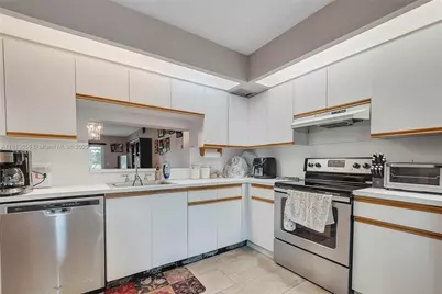 1300 SW 125th Ave #108K, Pembroke Pines, FL 33027 - Photo 7