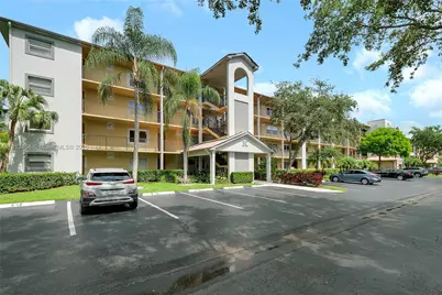 1300 SW 125th Ave #108K, Pembroke Pines, FL 33027 - Photo 1