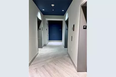 55 SW 9th St #4109, Miami, FL 33130 - Photo 9