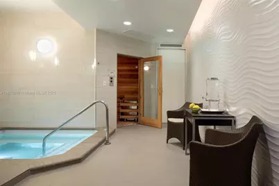 21205 Yacht Club Dr #707, Aventura, FL 33180 - Photo 35