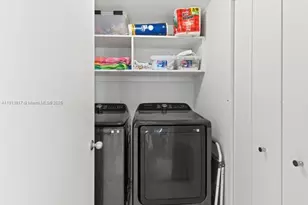 21055 Yacht Club Dr, Aventura, FL 33180 - Photo 29