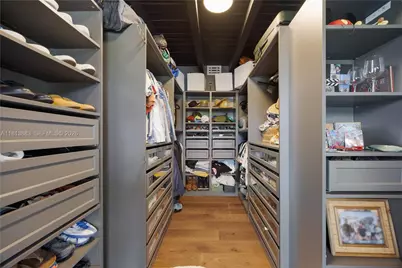 9670 SW 96th Ct, Miami, FL 33176 - Photo 23