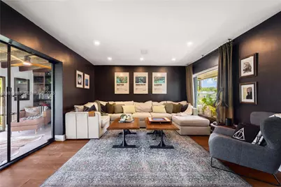 9670 SW 96th Ct, Miami, FL 33176 - Photo 17