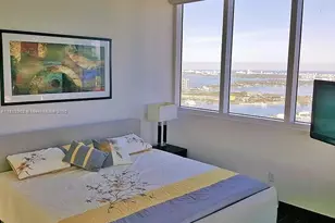 253 NE 2nd St, Miami, FL 33132 - Photo 9