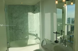 253 NE 2nd St, Miami, FL 33132 - Photo 11