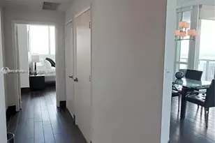 253 NE 2nd St, Miami, FL 33132 - Photo 15