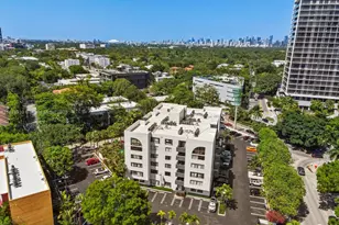 2715 Tigertail Ave, Miami, FL 33133 - Photo 11